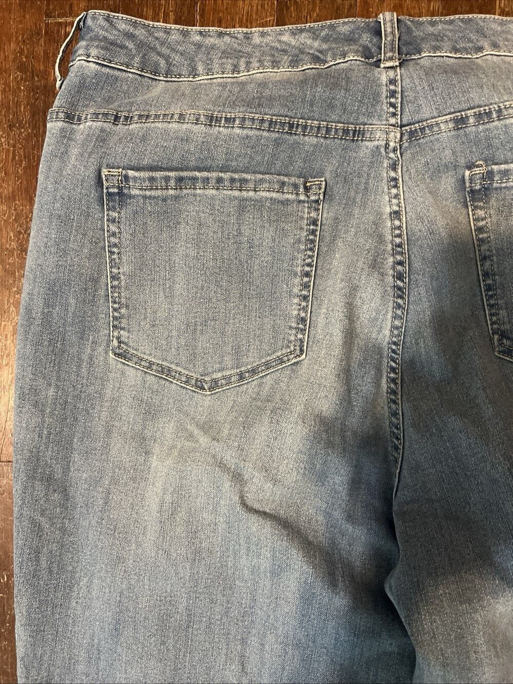 LOGO by Lori Goldstein Shadow Patch Boyfriend Jeans 18W Blue Denim Stretch - Picture 8 of 10